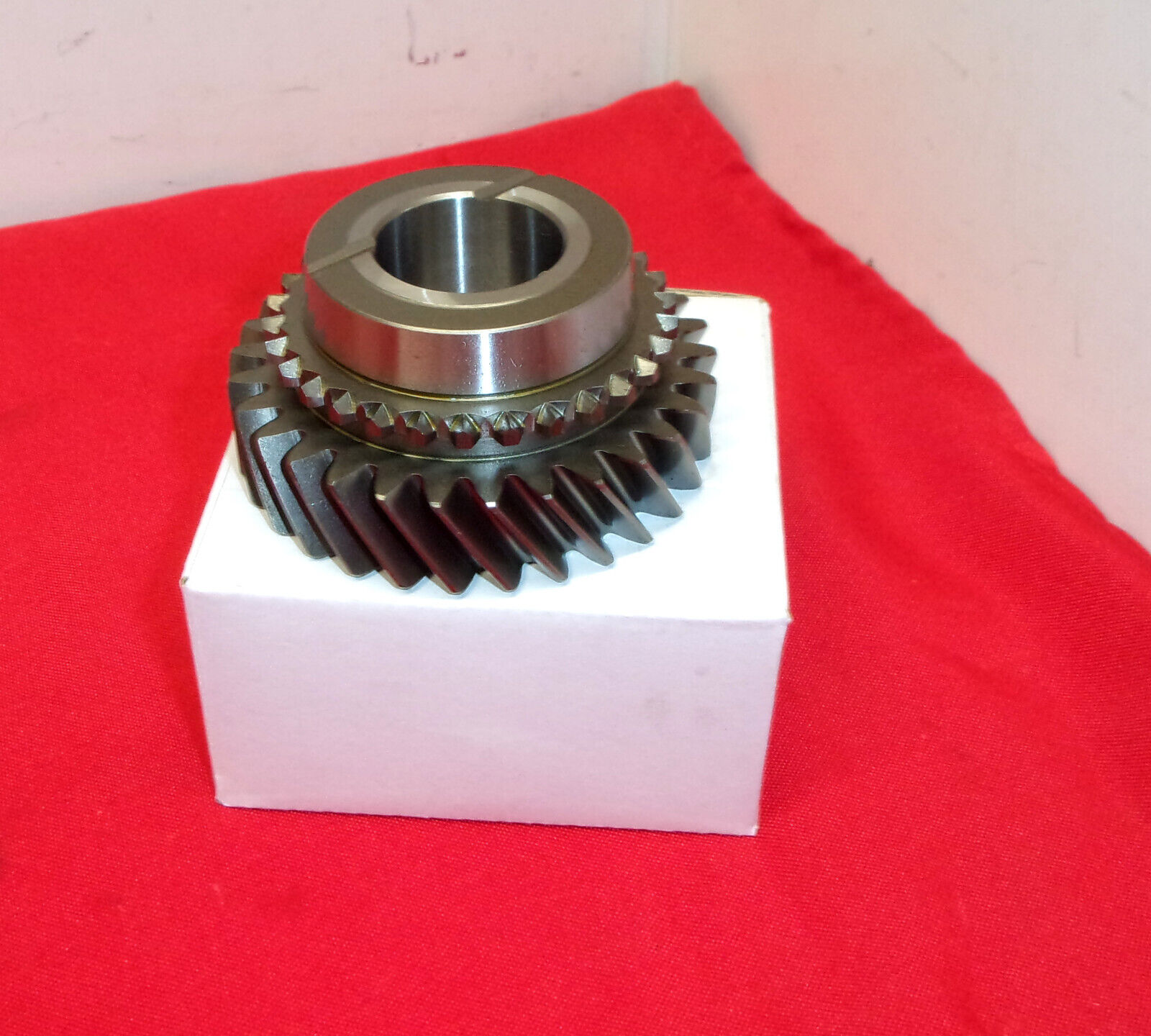 T5 GM OR FORD V8  NWC  3RD SPEED GEAR 30 TOOTH  2.95 1ST  GEAR 1352-080-016 - Fresh Stock Dated December 2025