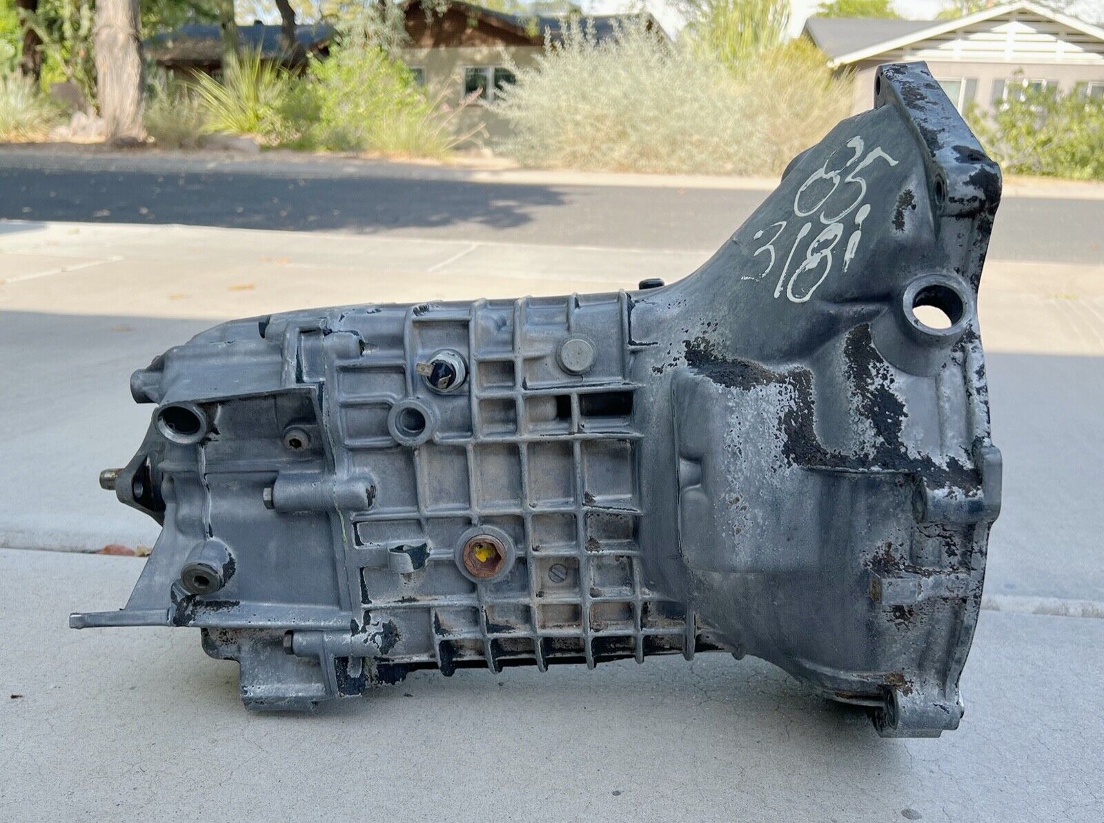 BMW 1983 1984 1985 318i 320i Getrag 240 5-speed Manual Transmission - Fresh Stock Dated December 2025