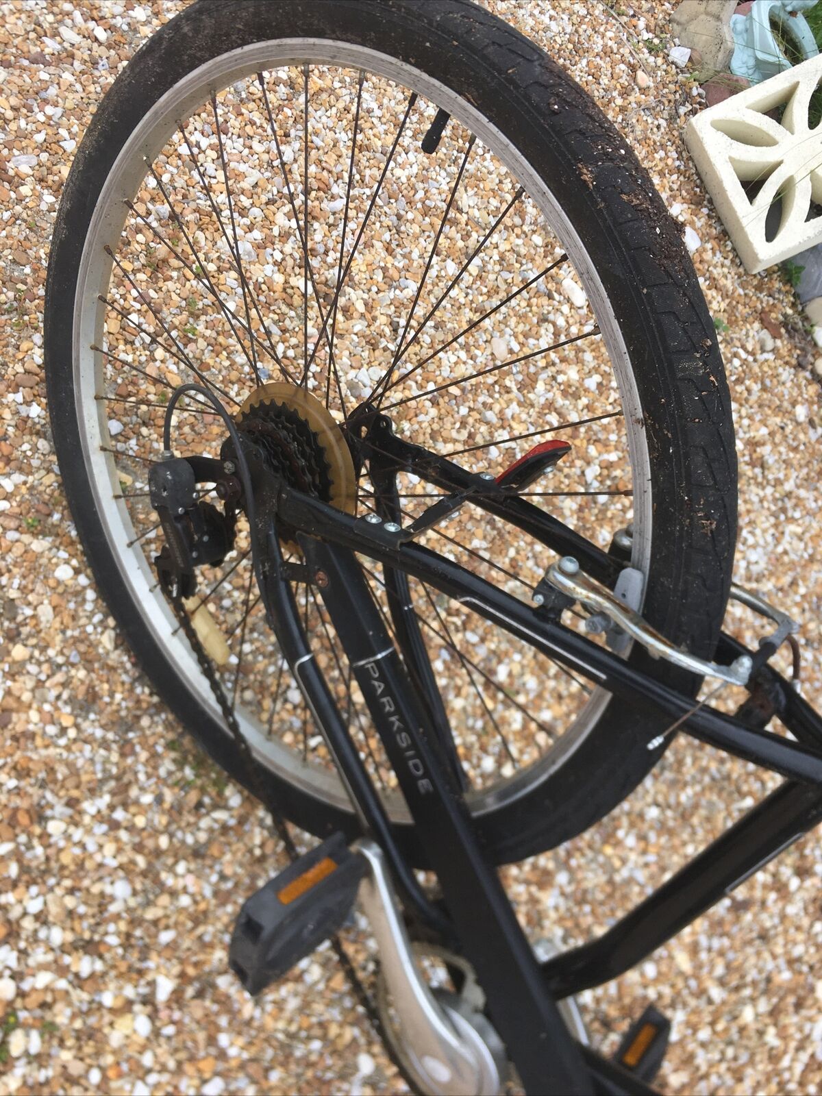 Huffy PARKSIDE SE Mens 7-Speed  Bike with Perfect Fit DESIGN Frame AS IS PICK UP - Fresh Stock Dated December 2025