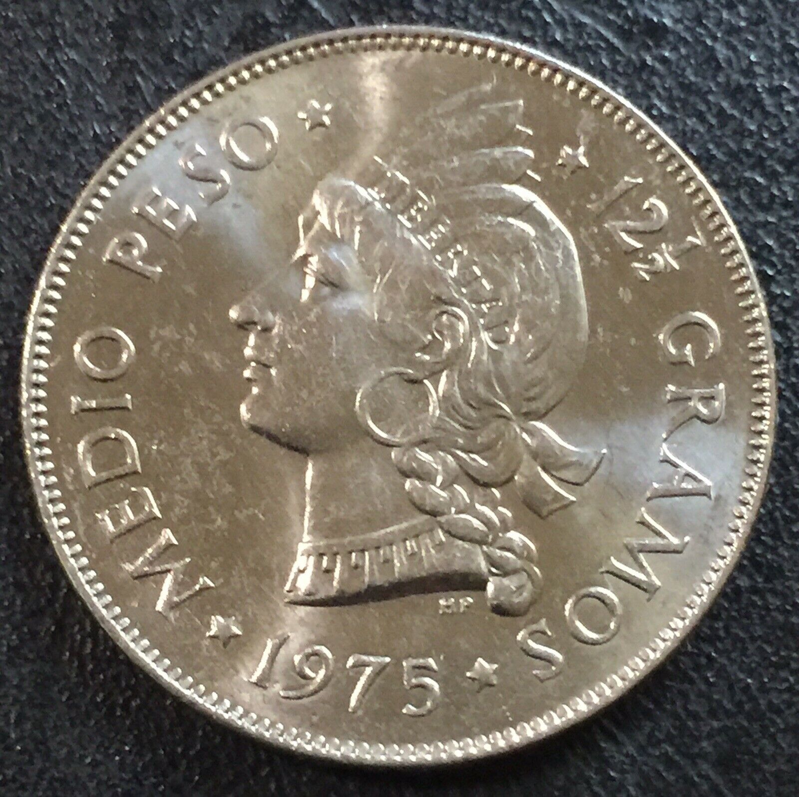 DOMINICAN REPUBLIC 1/2 Peso 1975 Copper-Nickel XF aUNC - Fresh Stock Dated December 2025