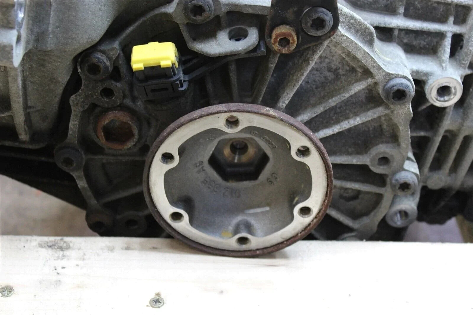 01 Boxster RWD Porsche 986 5 SPEED MANUAL TRANSMISSION EFD.11 GEAR BOX 34,742 - Fresh Stock Dated December 2025