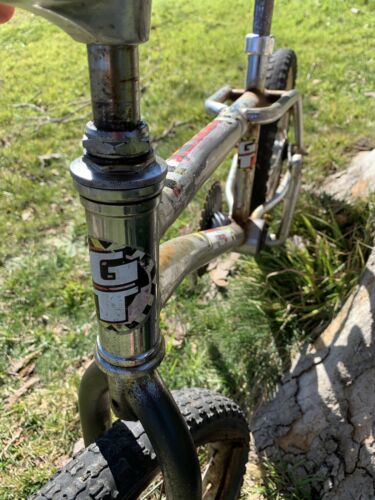 1990 GT jr. Performer Restoration Project (missing handlebars, pedals and chain) - Fresh Stock Dated December 2025