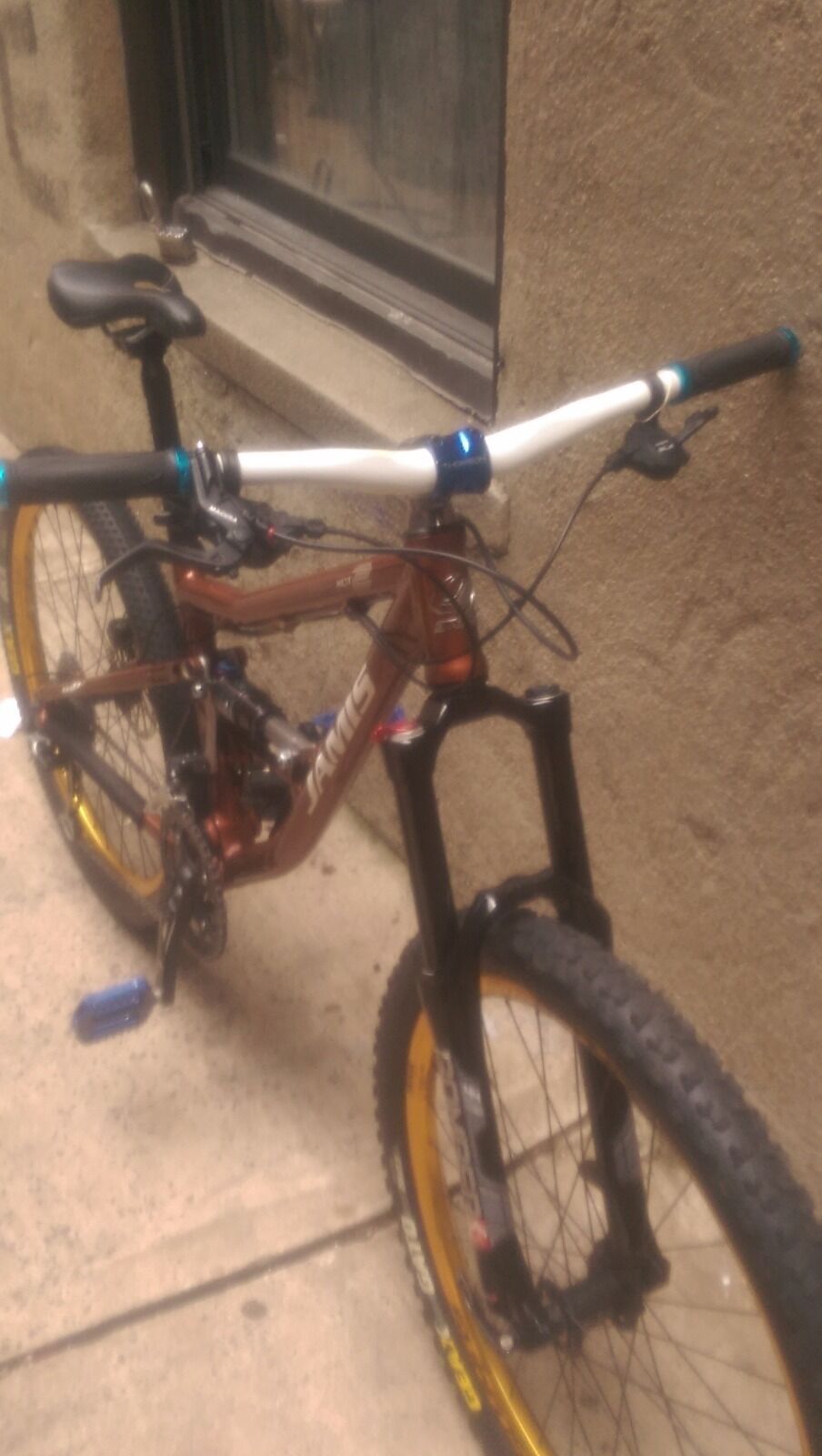 Downhill (XC Jamis) (Like-New) - Fresh Stock Dated December 2025