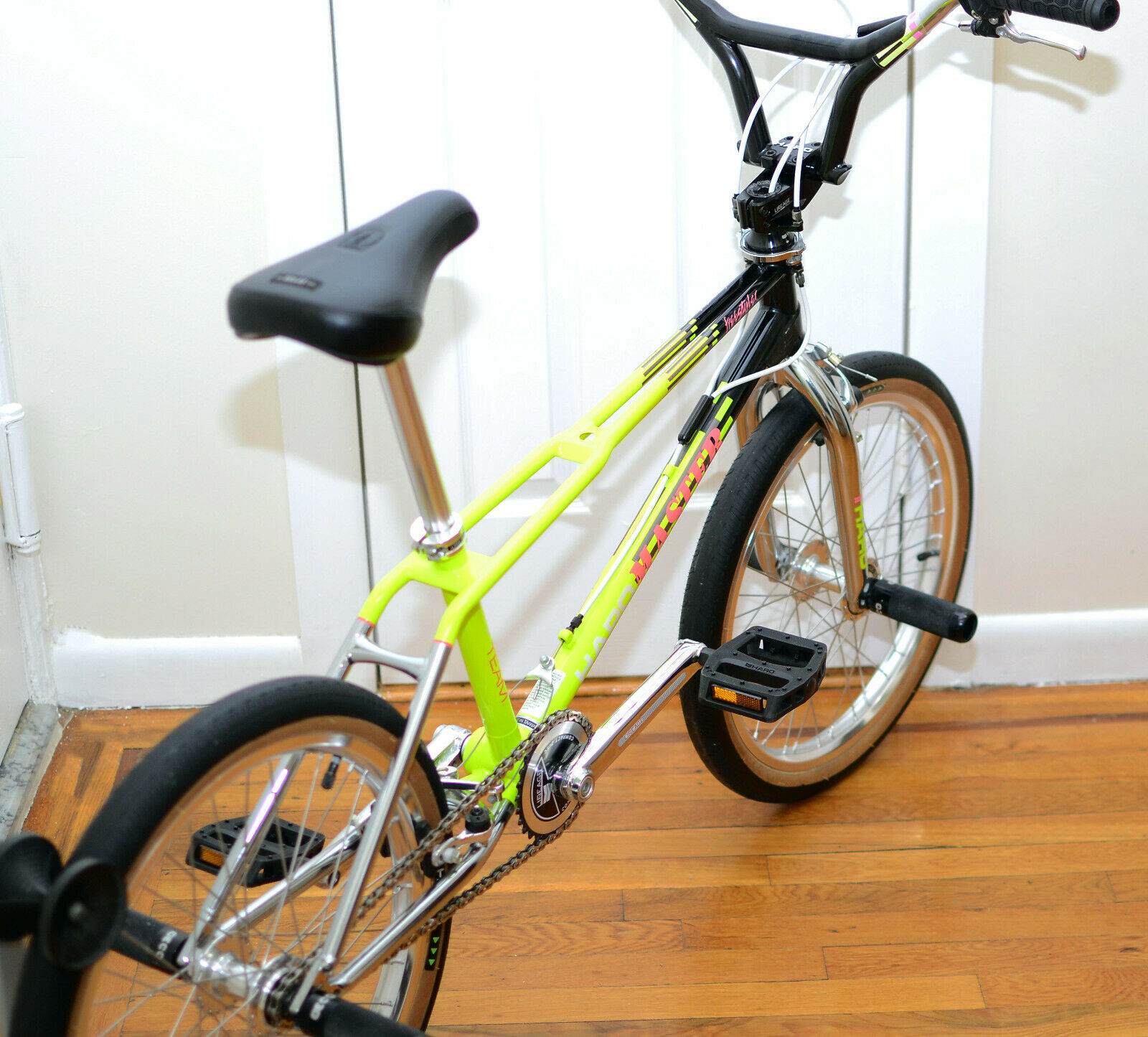 2017 Haro Lineage Team Master - ( Black / Yellow ) 20.5