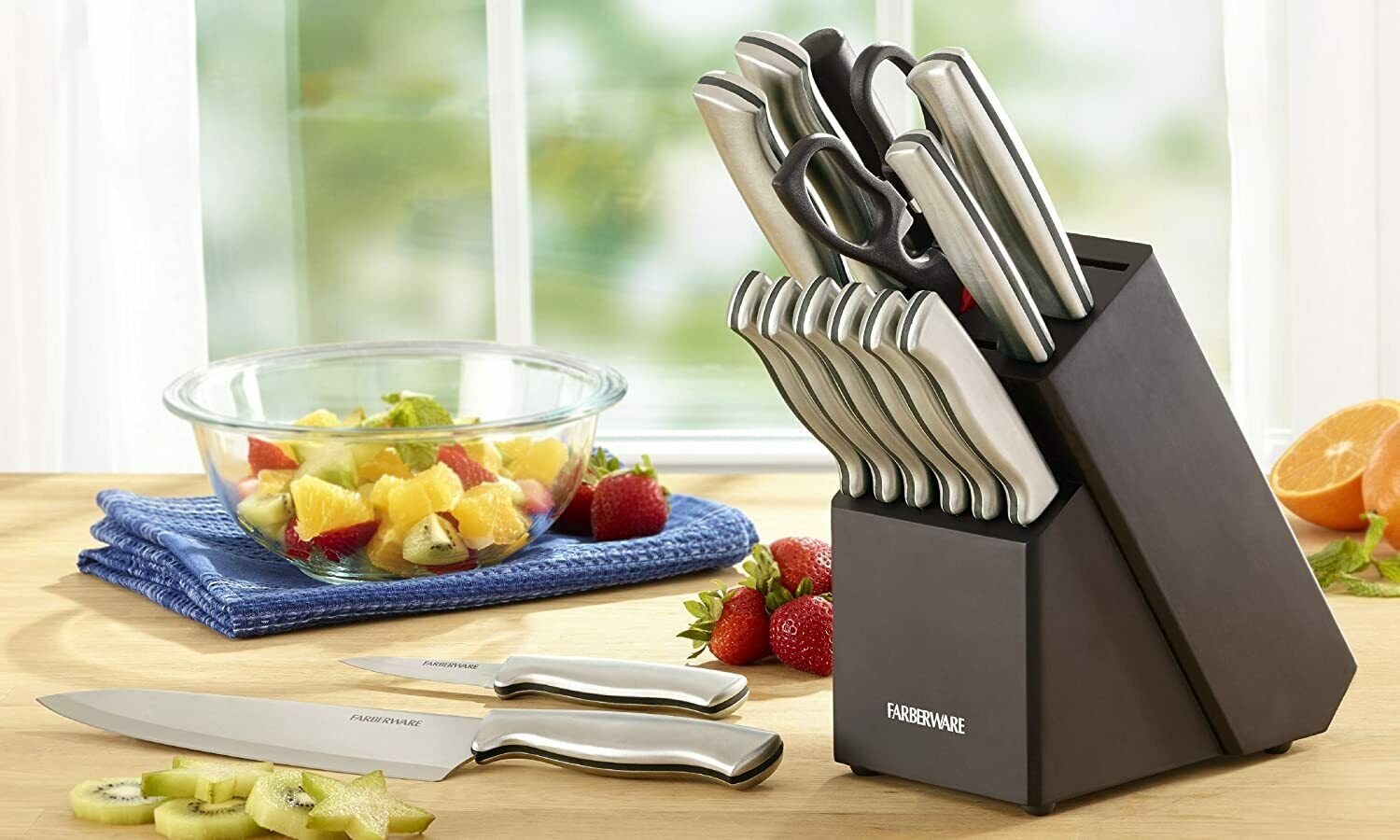 FARBERWARE STAMPED 15-PIECE HIGH-CARBON STAINLESS STEEL KNIFE BLOCK SET - Fresh Stock Dated January 2026