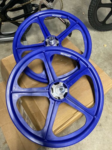 Bmx pk ripper Perry Kramer And 2007 Ball Barnished Pk Ripper Looptail 30th Rare - Fresh Stock Dated December 2025