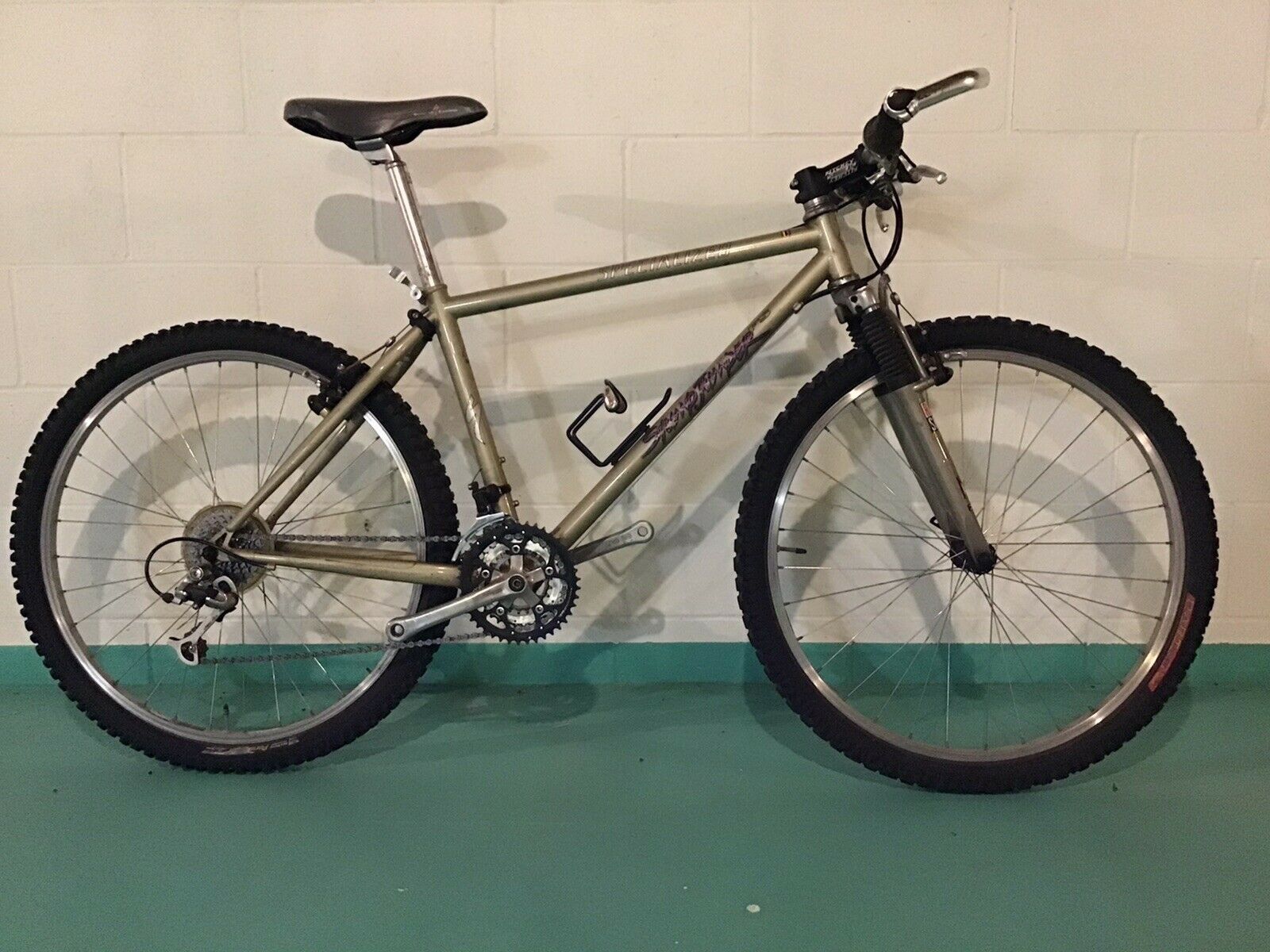SPECIALIZED STUMPJUMPER FS MTB, 1995, FRONT SUSPENSION, 16 inch, 24 SPEED - Fresh Stock Dated December 2025