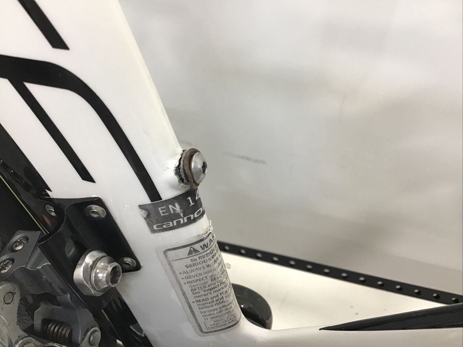 2013 Cannondale Slice Women's Triathlon/TT Bike 47cm Carbon Ultegra ZIPP 650 - Fresh Stock Dated January 2026