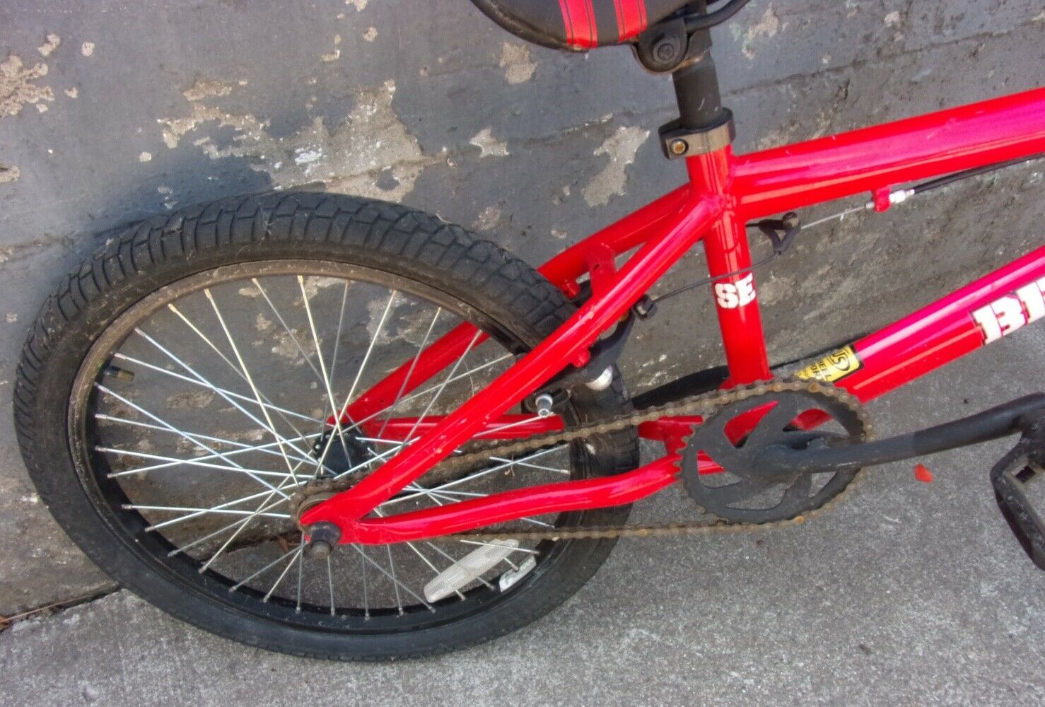 Previously Owned SE RACING BMX INOVATIONS BRONCO Bicycle Red - Fresh Stock Dated December 2025