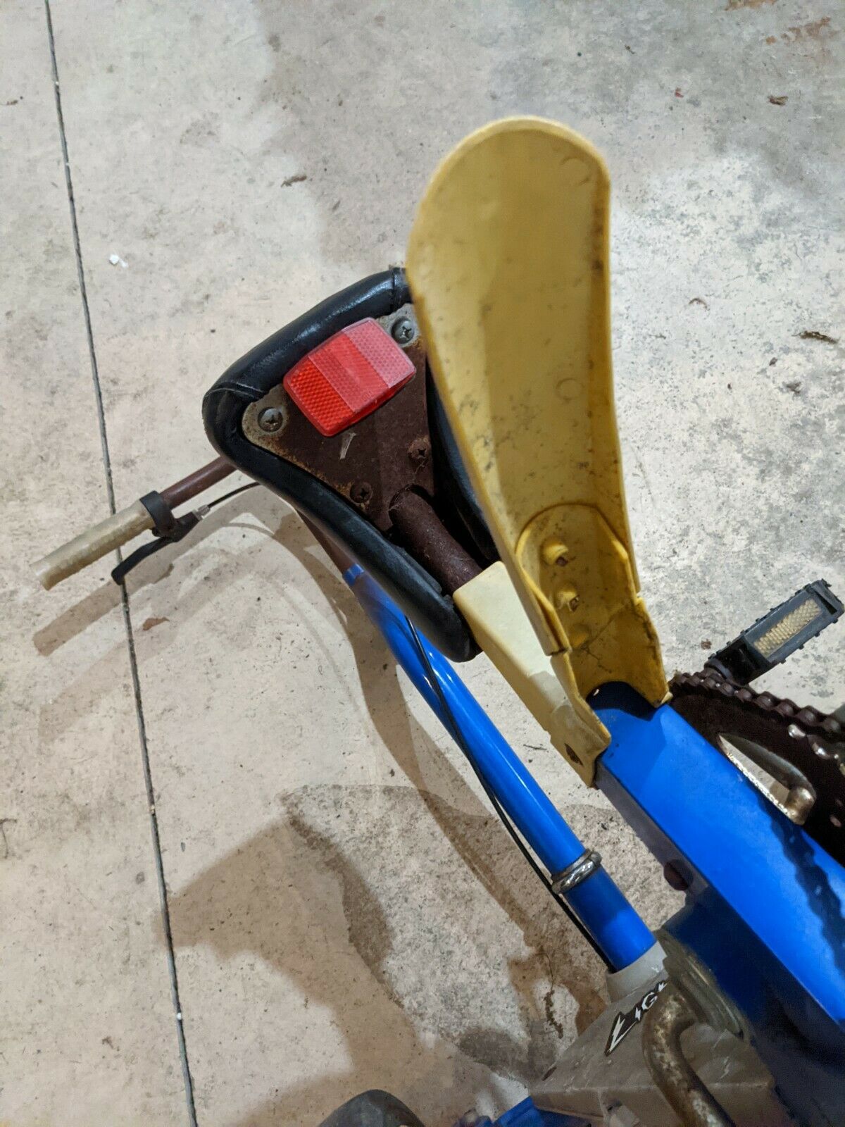 Salton WRFF Lightning Trike Tricycle Blue Model 1070 - Fresh Stock Dated December 2025