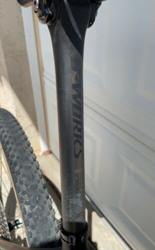 2018 specialized epic pro Size Large - Fresh Stock Dated December 2025