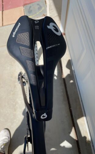 2018 specialized epic pro Size Large - Fresh Stock Dated December 2025