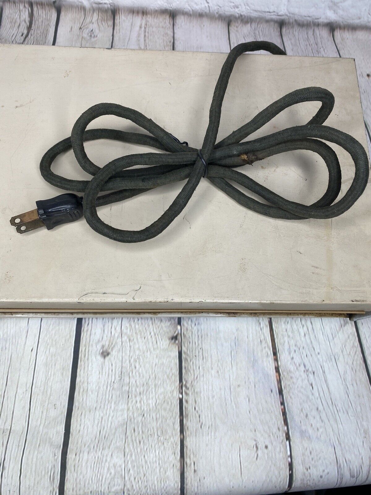 Vintage Trek Gourmet Range Electric Dual Burner Countertop Range Stove - Fresh Stock Dated February 2026