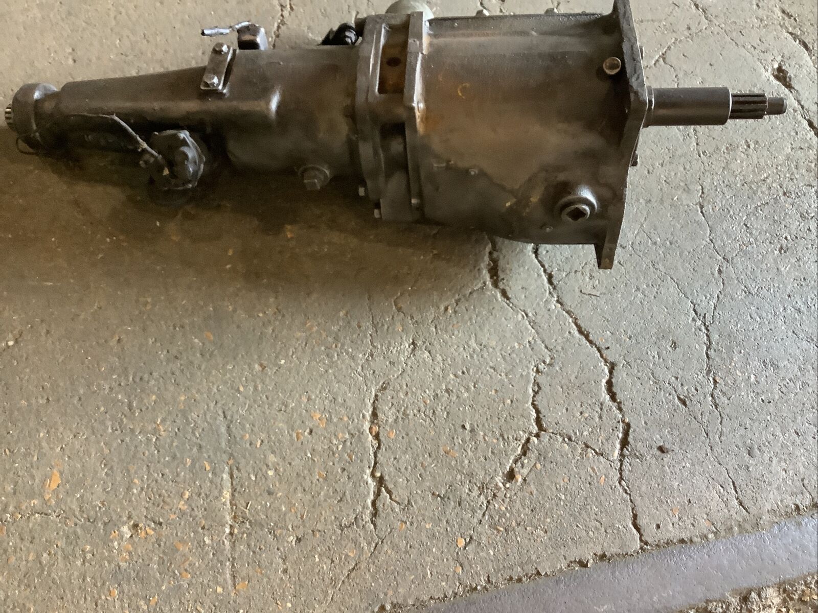 1949-1950 CUSTOM DELUXE COMPLETE 3 SPEED MANUAL TRANSMISSION W/ OD - Fresh Stock Dated December 2025