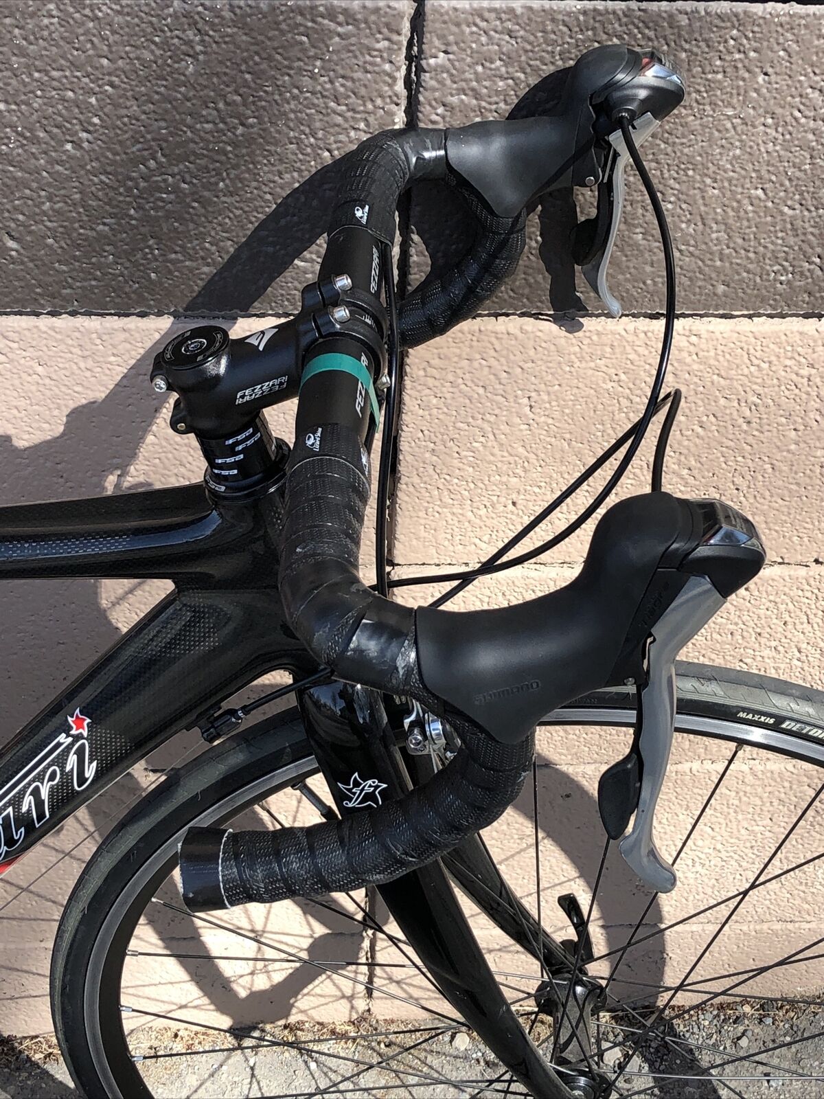 Fezzari Fore Cr5 Road Bike - Fresh Stock Dated January 2026