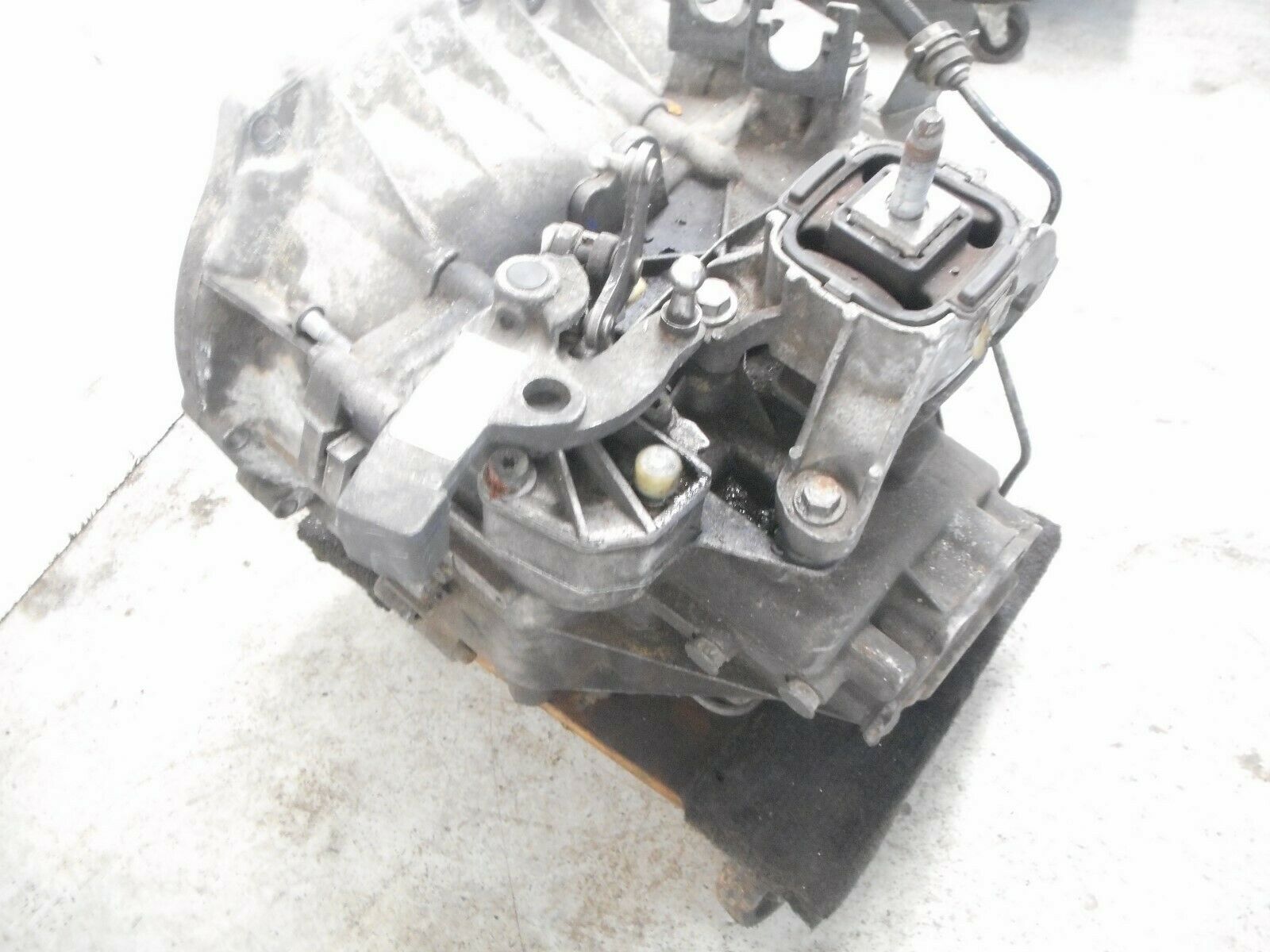 08-10 Mini Cooper Clubman S Manual Transmission 6 Speed W/o LSD OEM 90K - Fresh Stock Dated December 2025