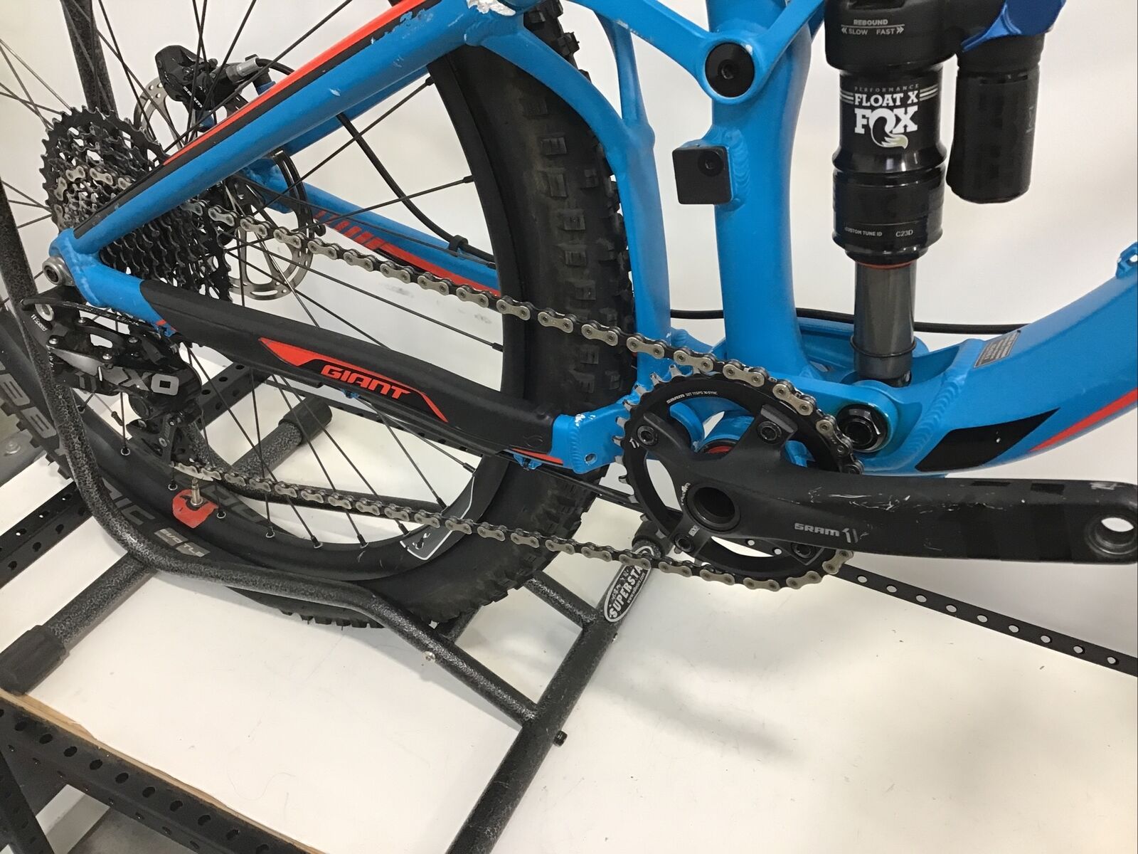 2016 Giant Trance SX Mountain Bike Large 27.5