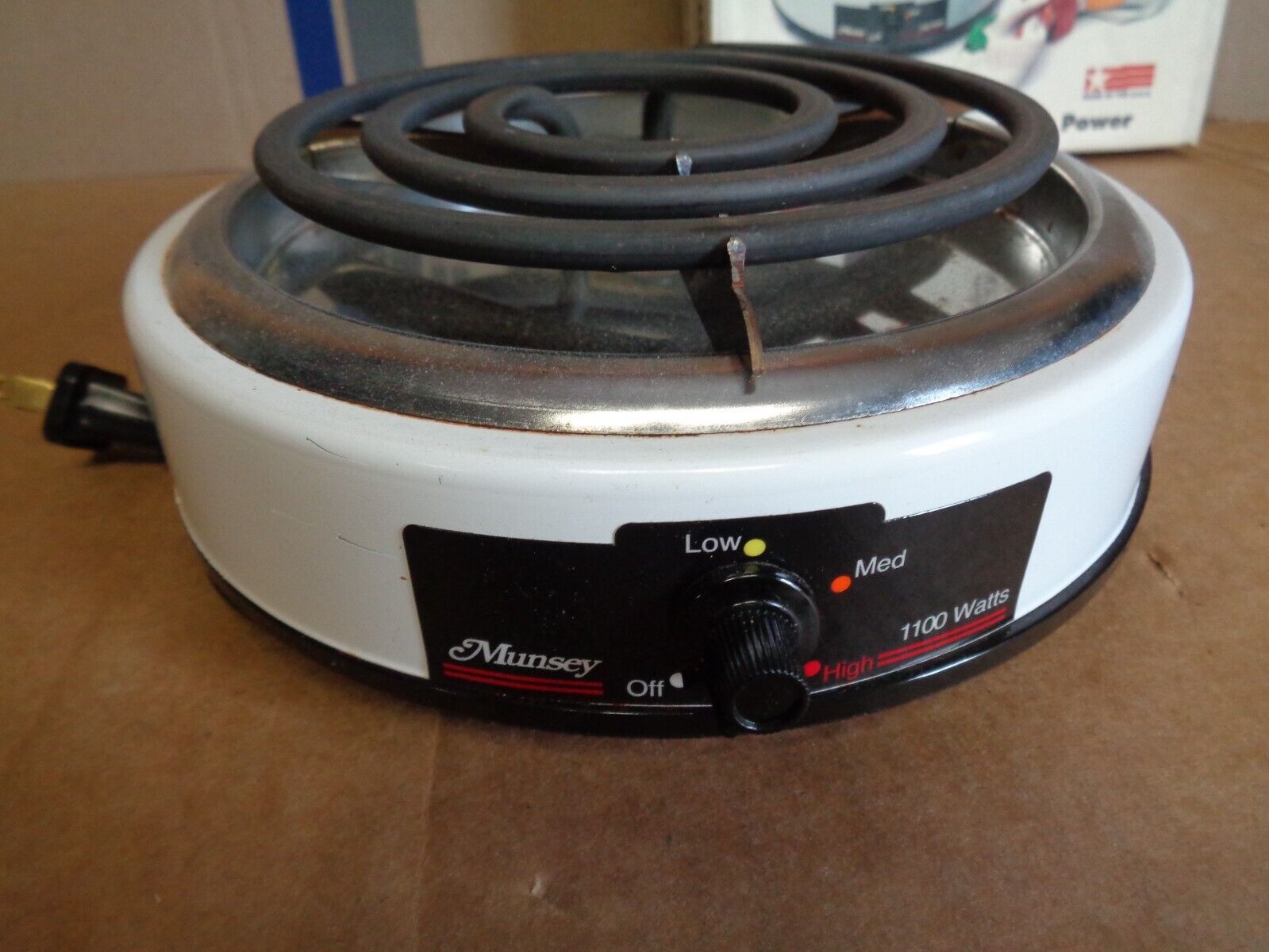Munsey Extra Burner Hot Plate Model FB-1 Made in U.S.A. 1100 Watts 120v - Fresh Stock Dated February 2026