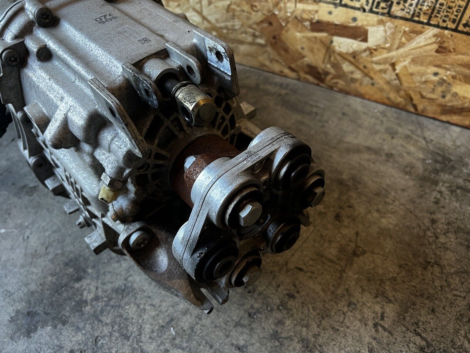 BMW F10 F23 F30 F32 N55 MANUAL TRANSMISSION GEARBOX ASSEMBLY OEM 27K LOW MILE - Fresh Stock Dated January 2026