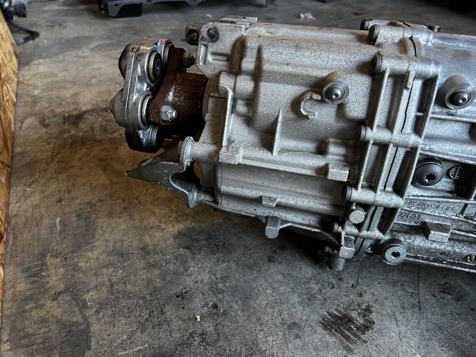 BMW F10 F23 F30 F32 N55 MANUAL TRANSMISSION GEARBOX ASSEMBLY OEM 27K LOW MILE - Fresh Stock Dated January 2026