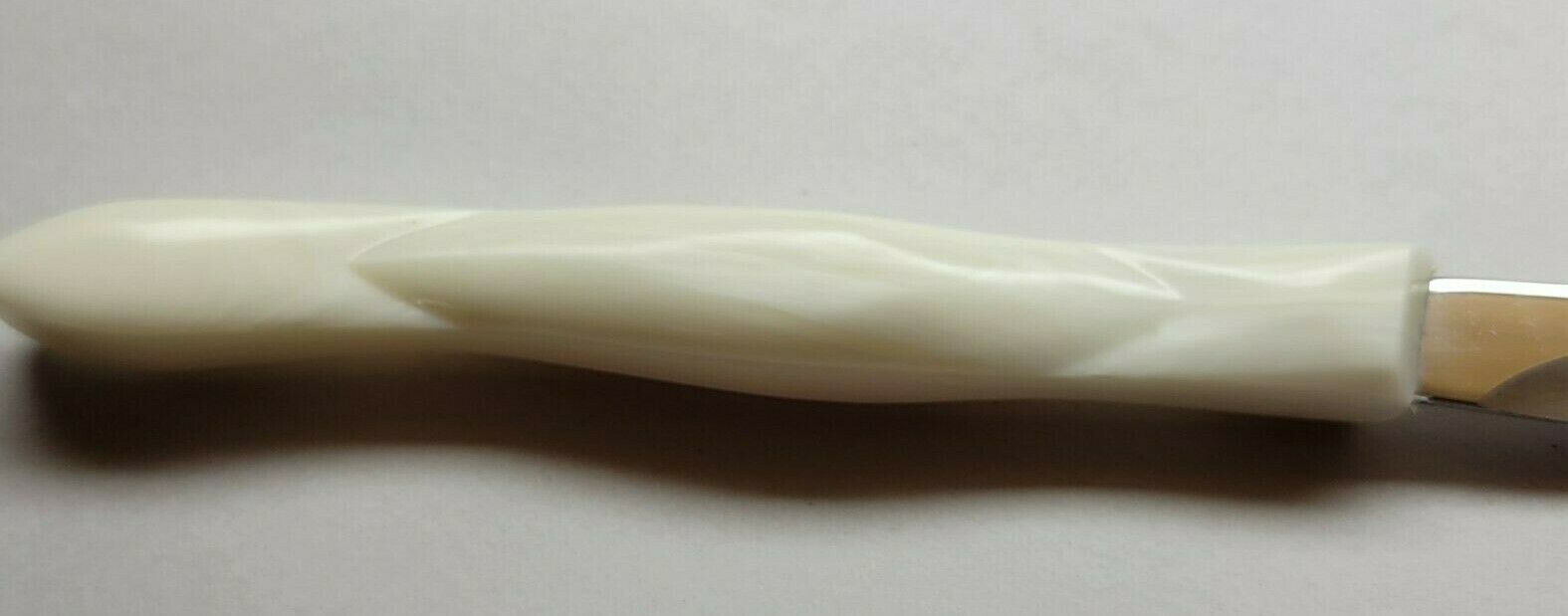 Cutco 1759 Pearl White Handle Serrated Table / Steak Knife - Fresh Stock Dated February 2026