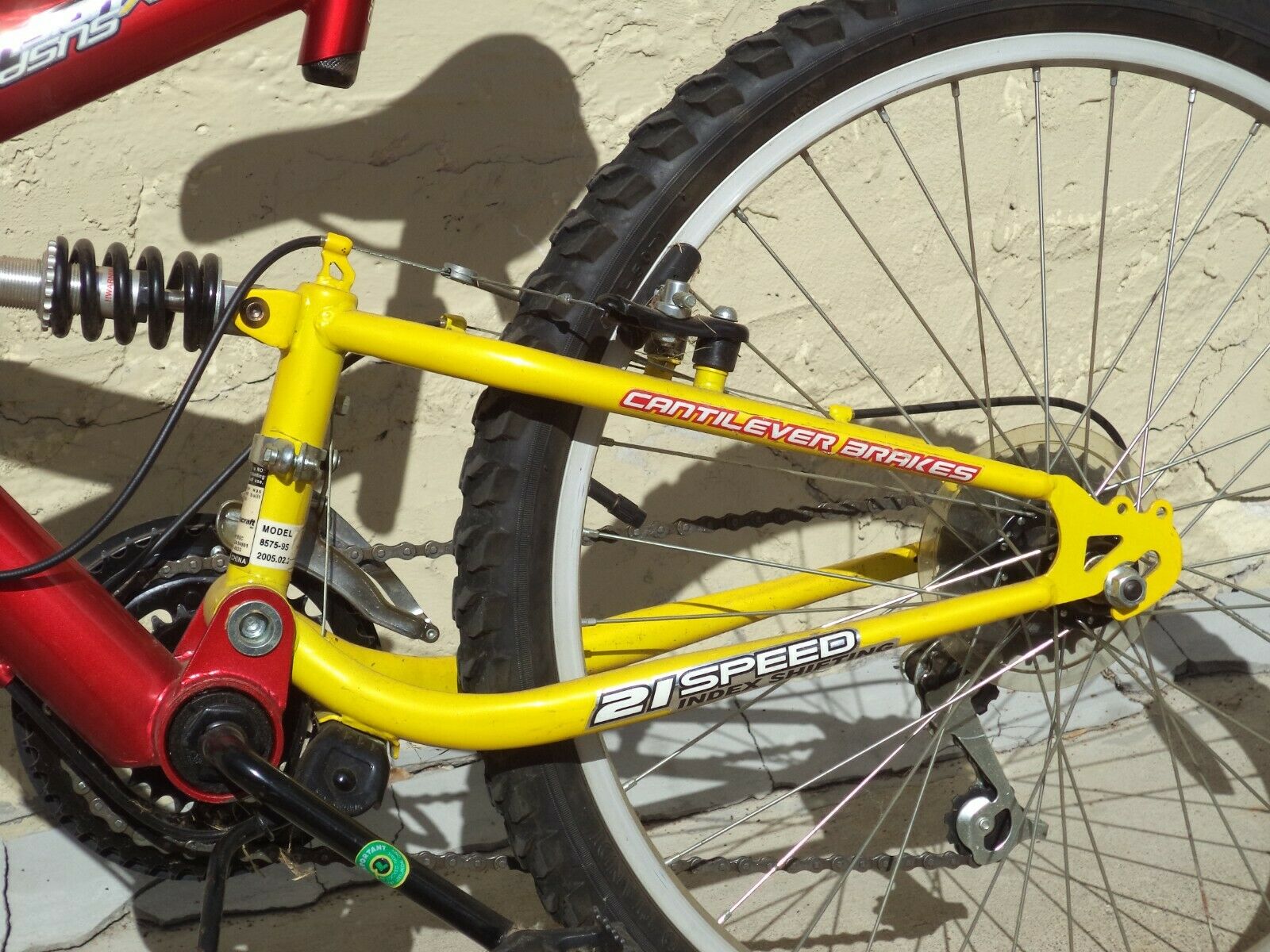 2005 Magna Excitor XP-3000 Mountain Bike 21 Speed, Wheel 24” - Fresh Stock Dated January 2026