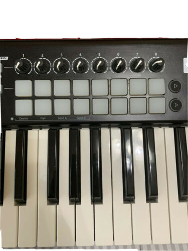 Novation Launchkey Mini Mk2 25 Mini-key Midi Keyboard Controller Excellent Condi - Fresh Stock Dated December 2025