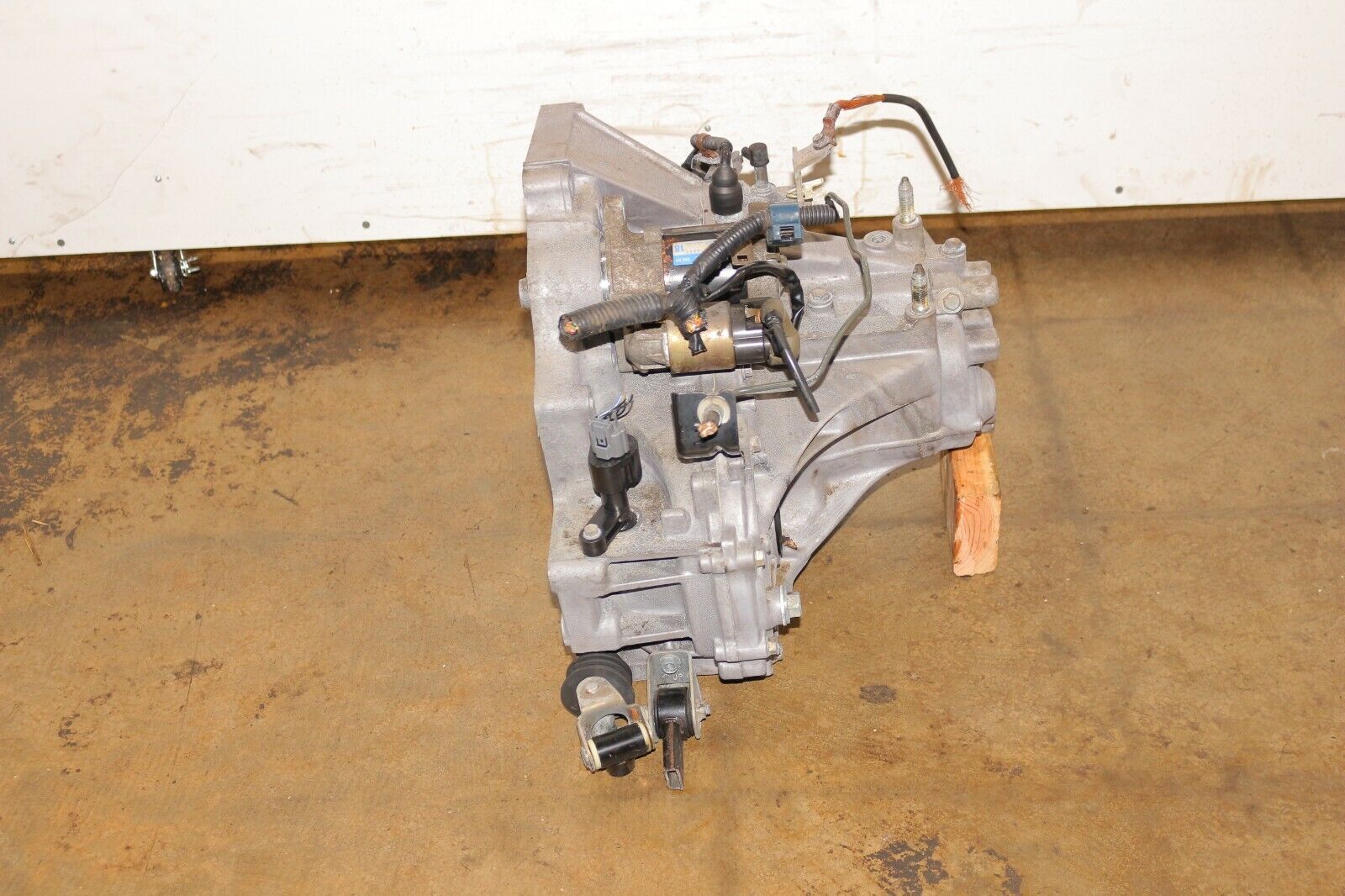 HONDA CIVIC DEL SOL VTEC 1992-2000 MANUAL 5 SPEED TRANSMISSION JDM D16A - Fresh Stock Dated January 2026