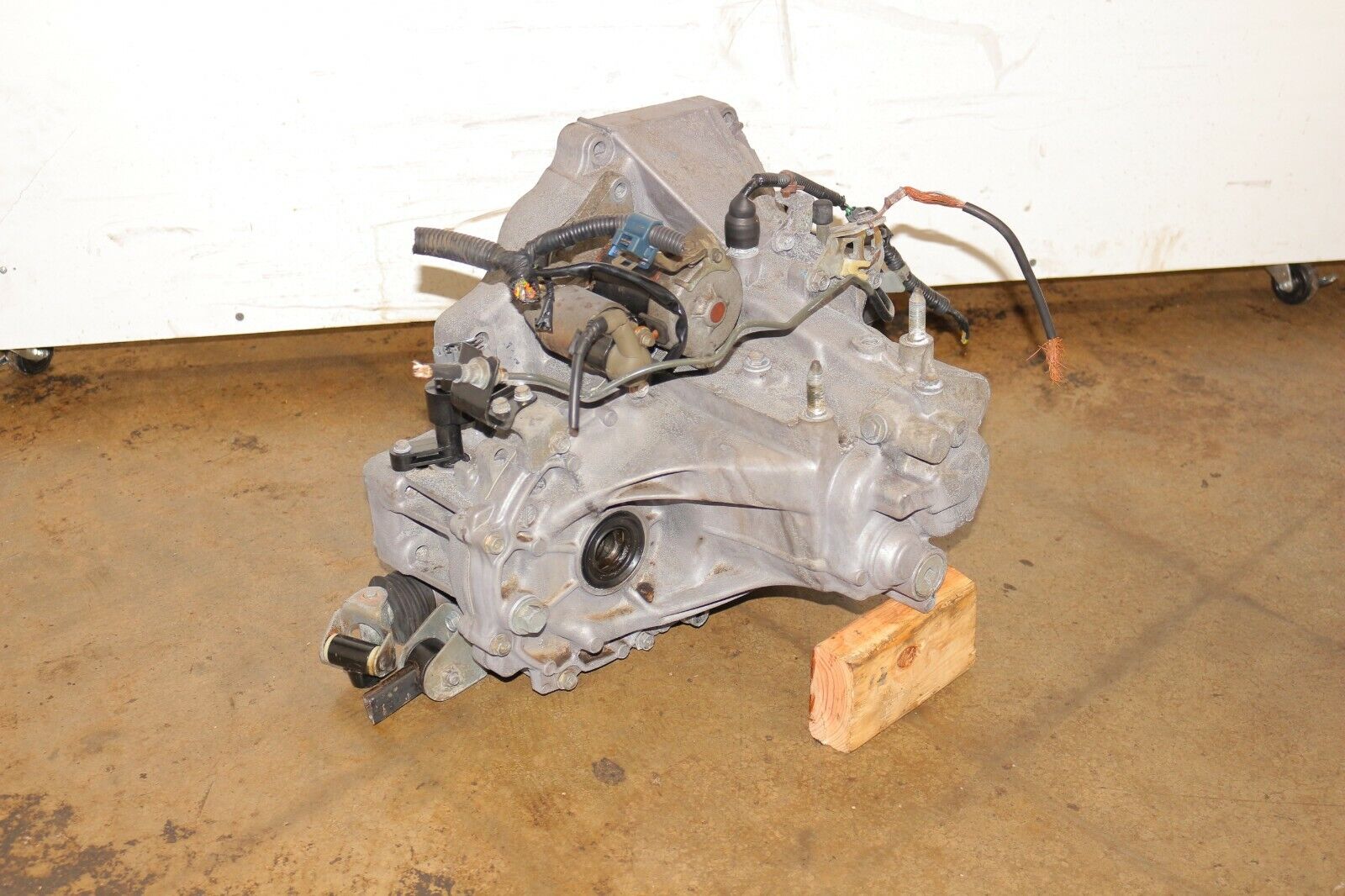 HONDA CIVIC DEL SOL VTEC 1992-2000 MANUAL 5 SPEED TRANSMISSION JDM D16A - Fresh Stock Dated January 2026