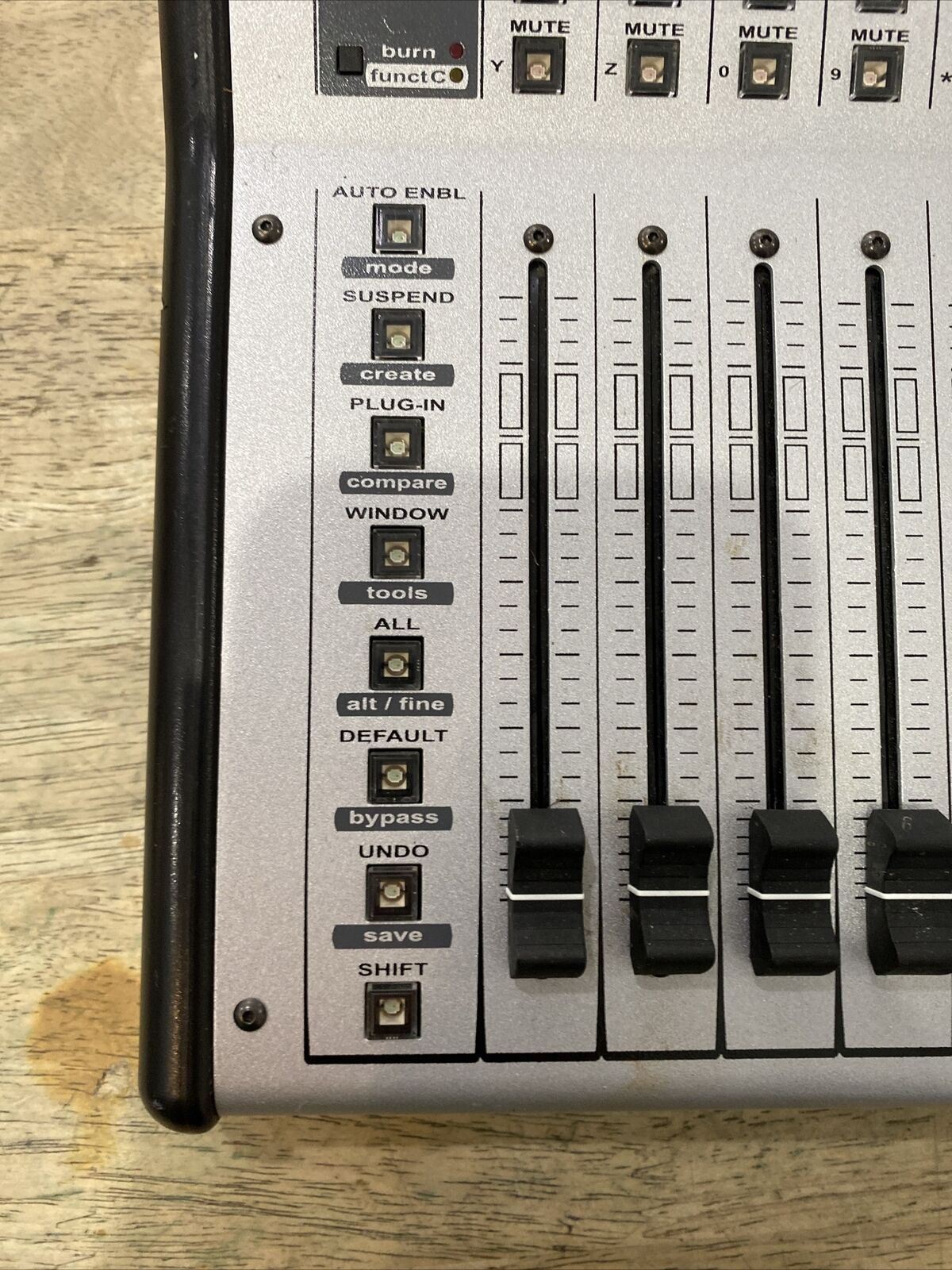 CM Labs MotorMix DIGITAL MIXER WorkSurface Midi Controller MOTORIZED FADERS RARE - Fresh Stock Dated December 2025