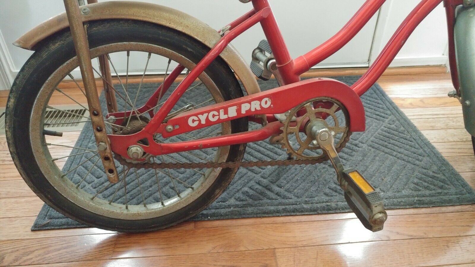 ** PICK UP ONLY ** Rare Vintage red bicycle Cycle Pro Junior kids bike - Fresh Stock Dated January 2026