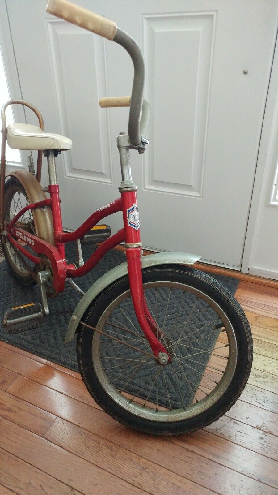 ** PICK UP ONLY ** Rare Vintage red bicycle Cycle Pro Junior kids bike - Fresh Stock Dated January 2026