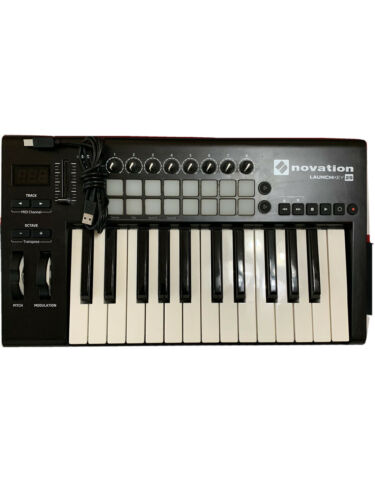 Novation Launchkey Mini Mk2 25 Mini-key Midi Keyboard Controller Excellent Condi - Fresh Stock Dated December 2025