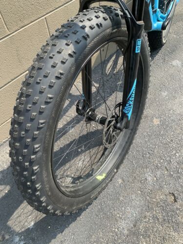 Trek Farley EX 8 21.5”/XL - Fresh Stock Dated December 2025