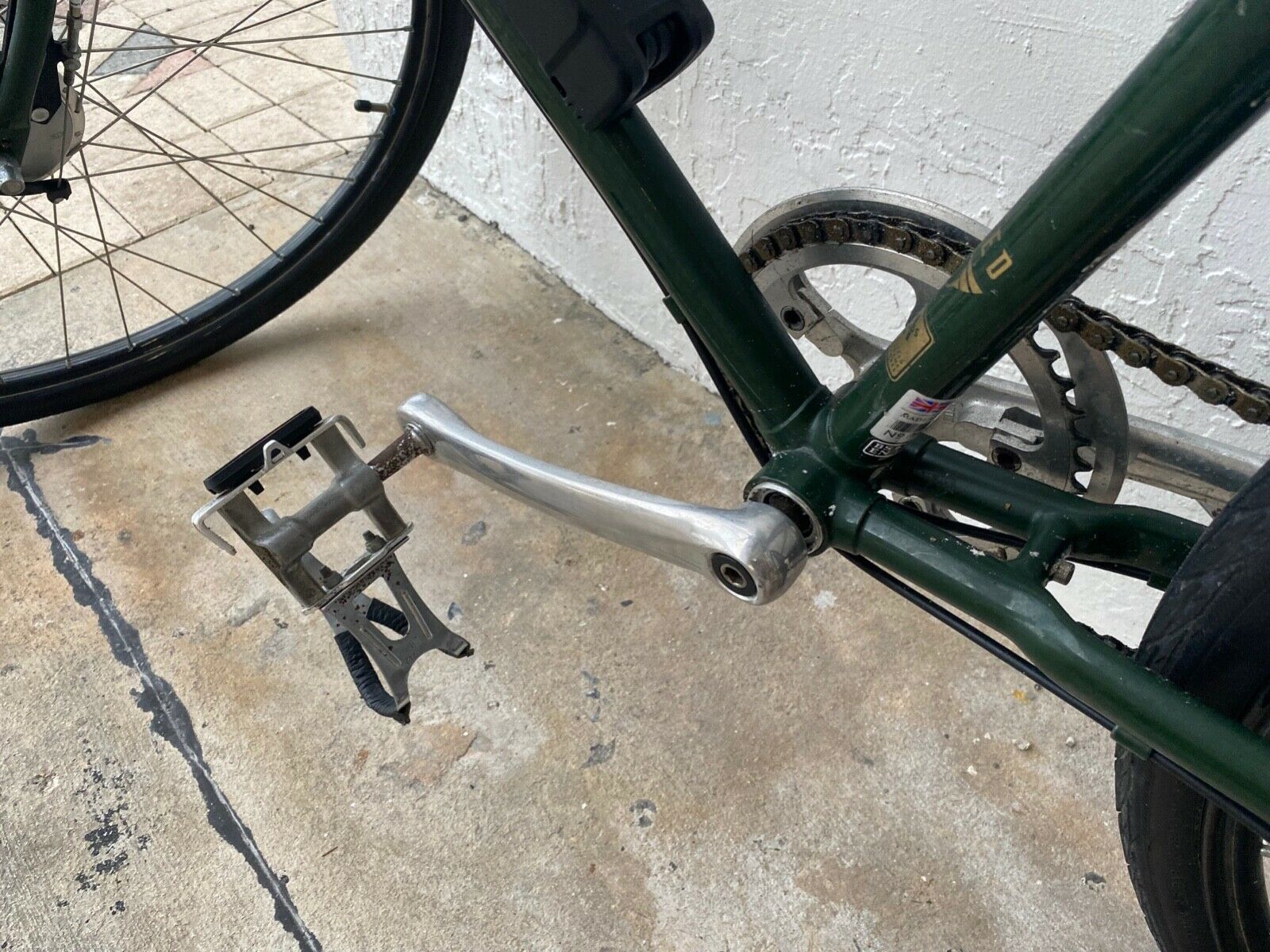 pashley Speed 5 bicycle - Perfect condition - Rarely used - Includes wood stand - Fresh Stock Dated December 2025