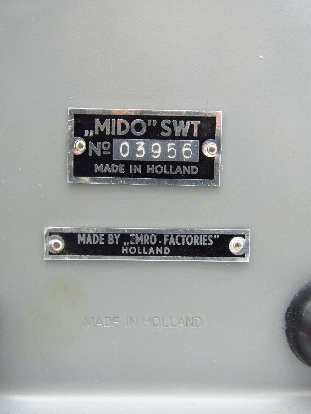 VINTAGE MIDO MULTIFORT SUPER WATERTEST PRESSURE CHAMBER WATCHES w MANUAL UNTESTD - Fresh Stock Dated December 2025