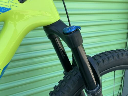 2016 Trek Remedy 9.8 29 Large Carbon Wheels - Fresh Stock Dated December 2025