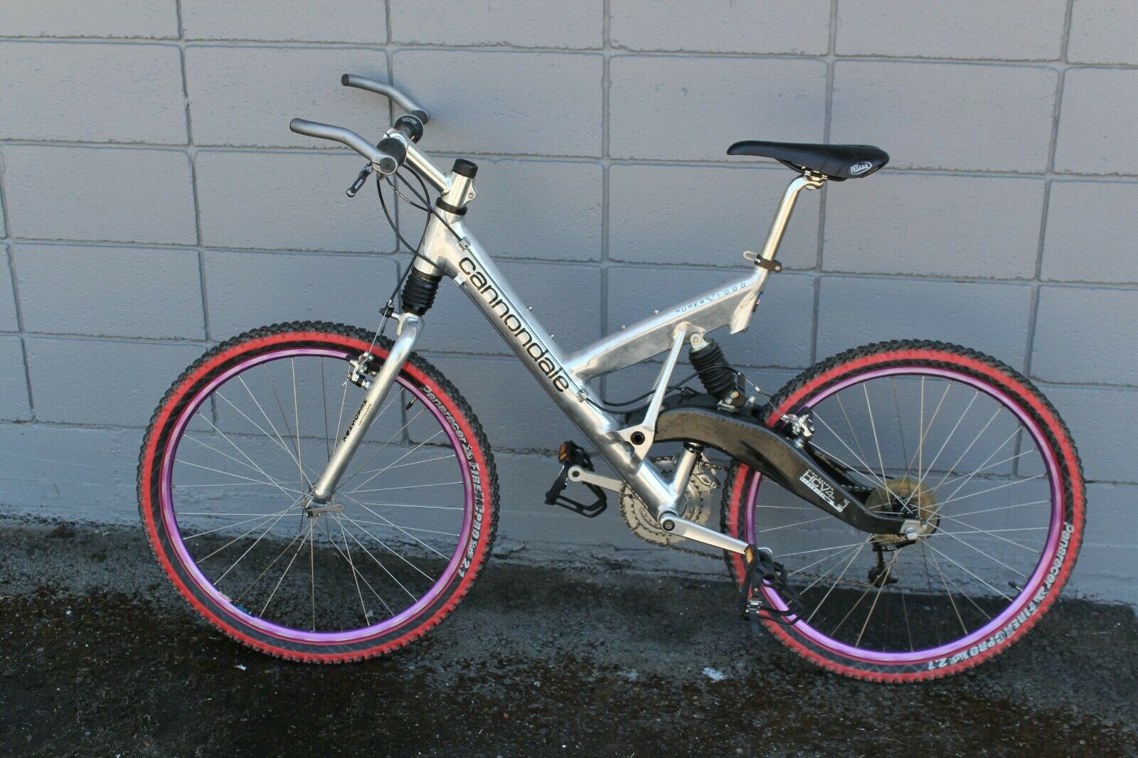 Vintage 1995 Cannondale Super V 1000 Mountain Bike Full Suspension Carbon USA - Fresh Stock Dated December 2025