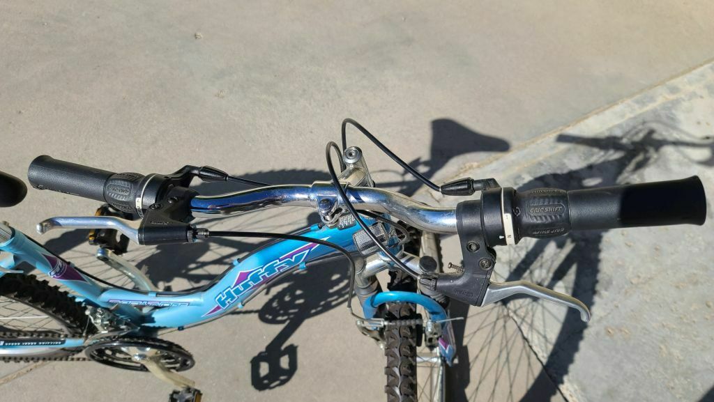 Rare 26 inch Huffy Rock Ridge girls bicycle - Fresh Stock Dated December 2025