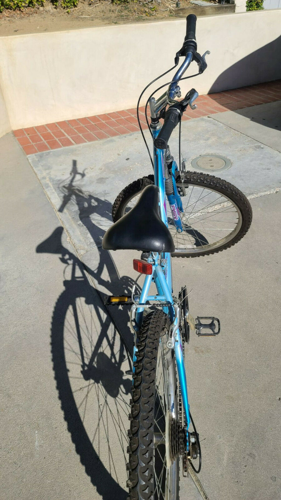 Rare 26 inch Huffy Rock Ridge girls bicycle - Fresh Stock Dated December 2025