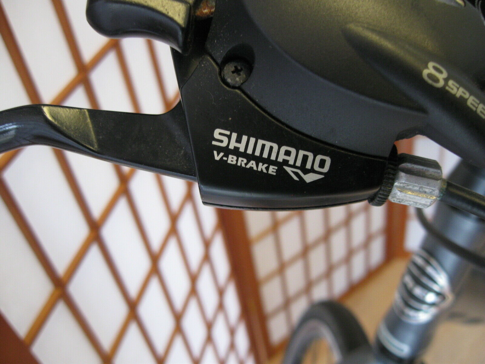 TREK 7200 FX Aluminum 8 Speed Matte Black 20