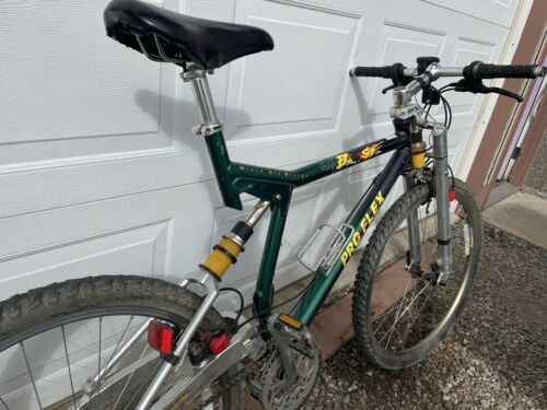 Pro Flex Beast Vintage Mountain Bike 26” Elastomer Full Suspension - Fresh Stock Dated December 2025