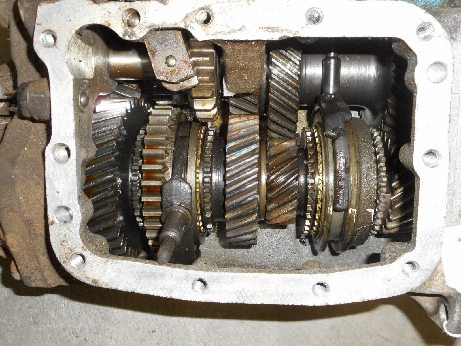 A833 4 SPEED TRANSMISSIONS { LOT } 4 transmissions 5 shifters bellhousing,PLUS - Fresh Stock Dated December 2025