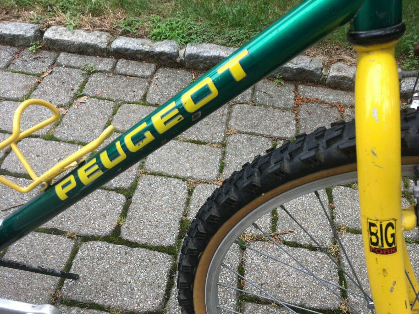 Peugeot vintage mens green racing bike mans mountain Dune racing bicycle - Fresh Stock Dated December 2025