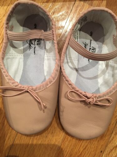 ABT SPOTLIGHTS ROSE PINK BALLET SLPPERS YOUTH SIZE 9 - Fresh Stock Dated December 2025