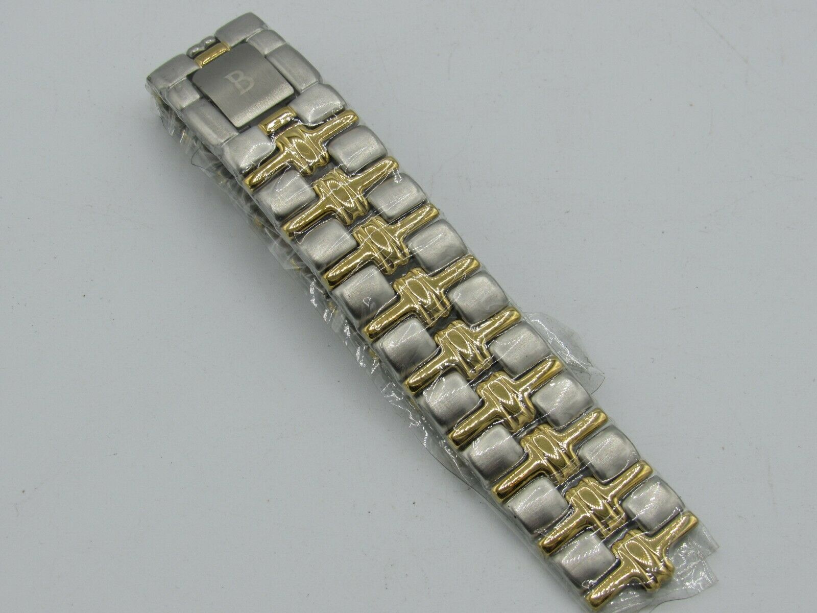 Vintage WATCHMAKERS Estate BULOVA Original STAINLESS Steel WRIST Watch BAND rk - Fresh Stock Dated December 2025