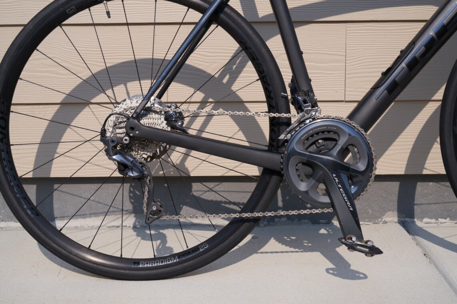 Trek Domane SL6 2021 - Fresh Stock Dated December 2025