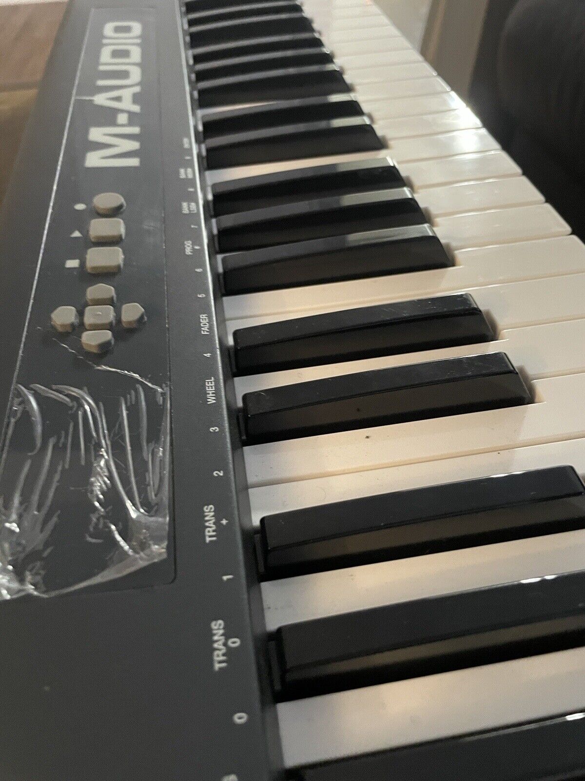 USED ONCE! M-Audio Keystation 88 – 88 Key USB MIDI Keyboard (ma5) - Fresh Stock Dated December 2025
