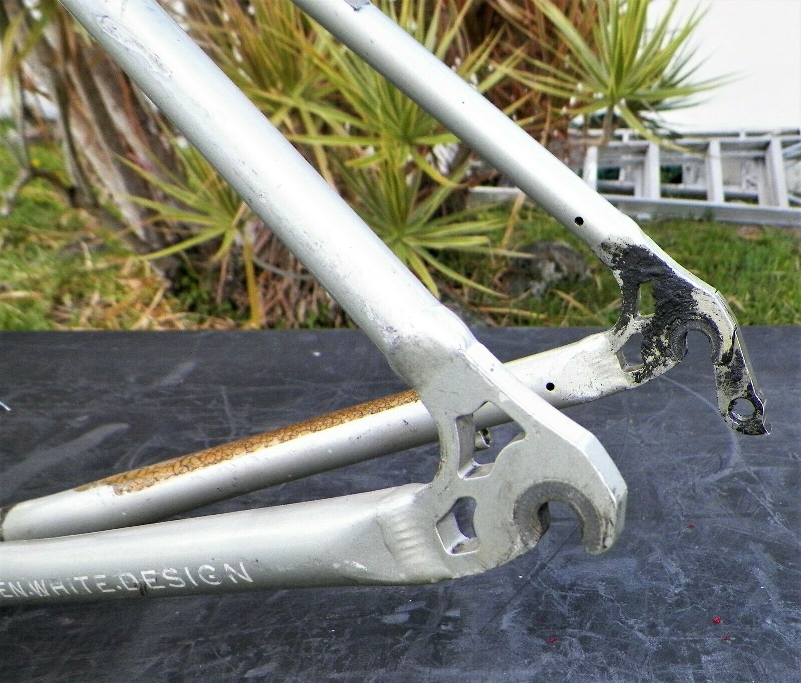 CERVELO SOLOIST 3T ALUMINUM FRAME w/CARBON FORK & HANDLEBARS - 48cm FRAME - Fresh Stock Dated December 2025