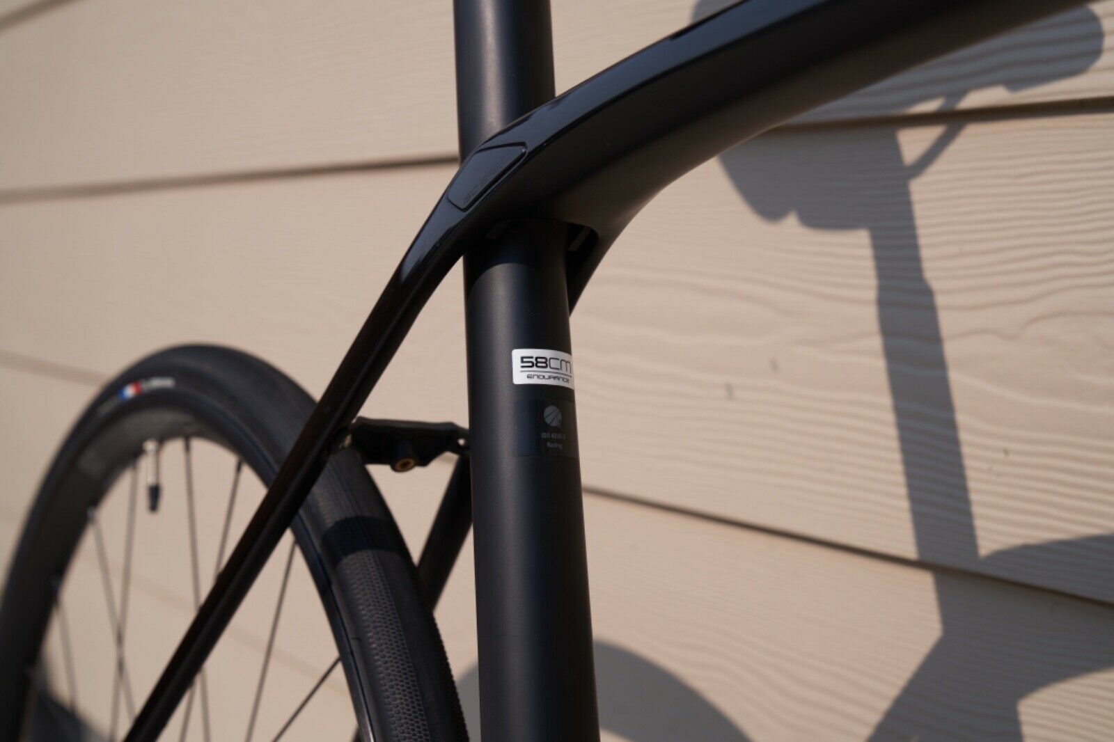 Trek Domane SL6 2021 - Fresh Stock Dated December 2025